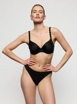 Avero Underwired Spacer T-Shirt Bra - Black