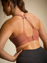 Endurance D-J Underwired Sports Bra - Sienna Rose