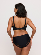 Madison Full Cup Bra - Black
