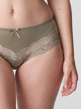 Prima Donna Delight Luxury mid-rise lace-trimmed thong in Botanique